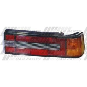 Mitsubishi Magna Tp - Australia Rear Lamp - Righthand - W/White Lines