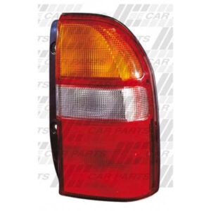 "Suzuki Grand Vitara Sz018 1998 - Right Rear Lamp Replacement"