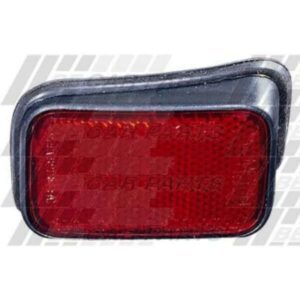 Toyota Hilux 2Wd/4Wd 1999-01 Reflector - Righthand - Below Rear Lamp